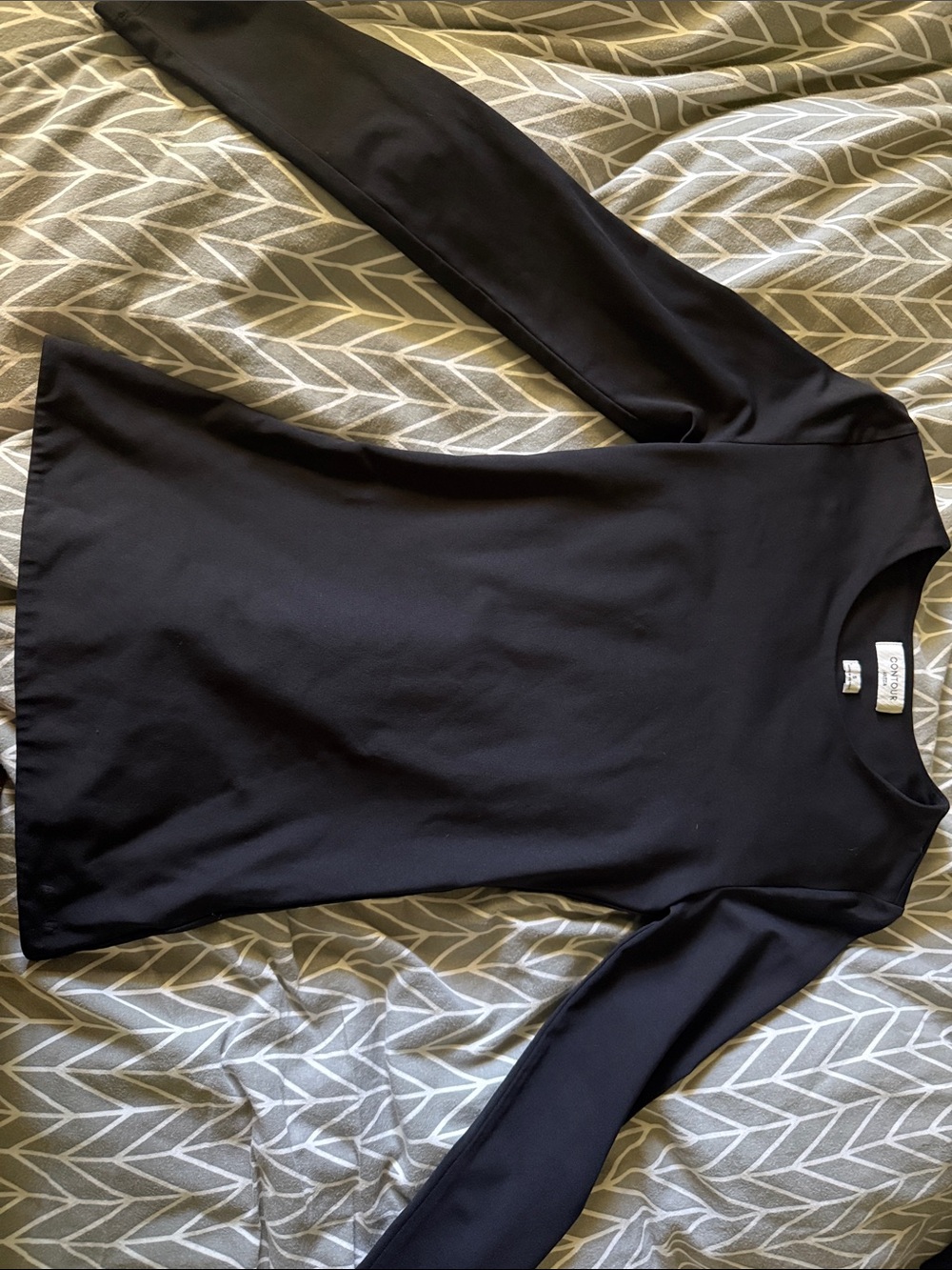 Aritzia Black Long-Sleeve Crewneck Top